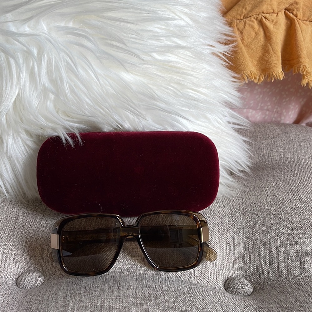 Gucci Sunglass - image 4